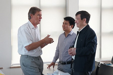 迈克斯（如东）化工有限公司洽谈业务